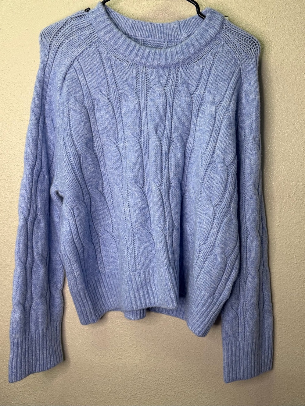 Abercrombie nwt knit sweater